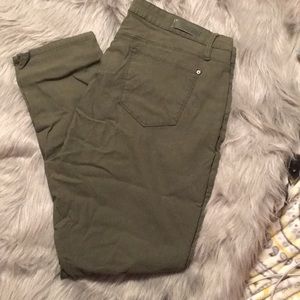 Olive green size 24 jegging/legging